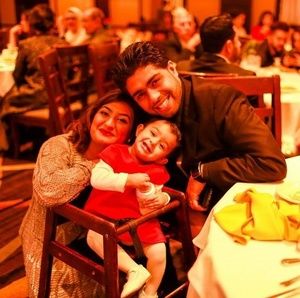 Meet your Posher, Hina